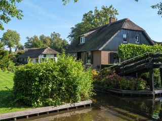 Fototapeta premium Giethoorn in den Niederlanden