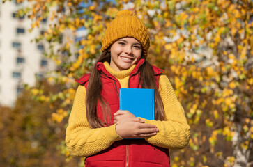 teen kid smile back to school in autumn