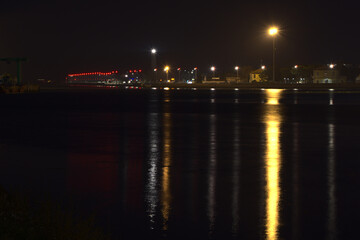 Fototapeta na wymiar night view of the harbor