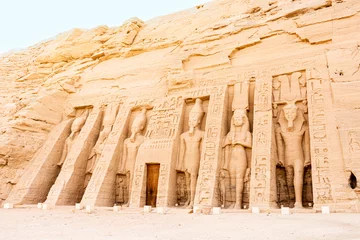 Foto op Plexiglas Entrance of the temple of Nefertari in Abu Simbel © Iván Moreno