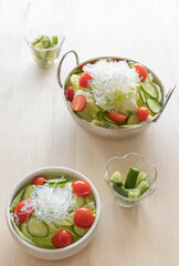 海藻麺を使った野菜サラダ