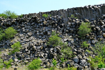 hexagonal basaltic rock formations 