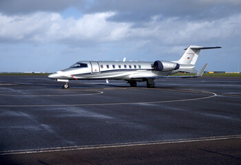 Fototapeta na wymiar Newquay Cornwall UK 10 15 2022 RAF ST MAWGAN BOMBARDIER CHALLENGER 604 AIR ALLIANCE