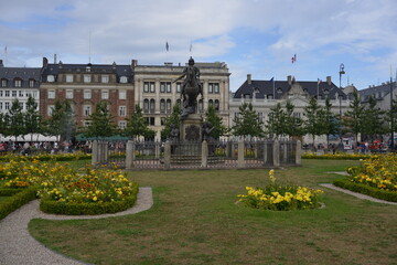 Fototapeta na wymiar Statue in Copenhagen