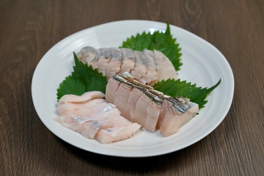 鰆の刺身