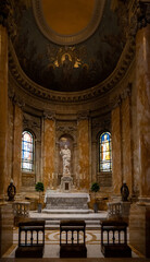 Fototapeta premium Cathedral of Saint Paul interior