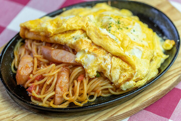 チーズオムレツ風ナポリタン