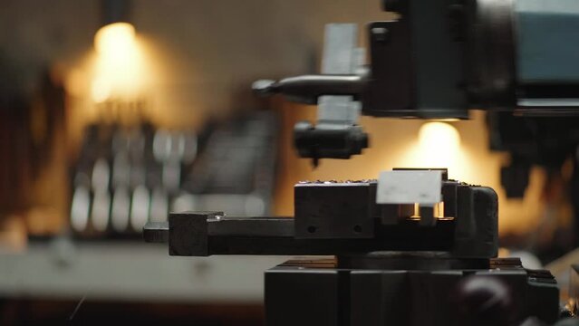 Metal shaper, machining steel
