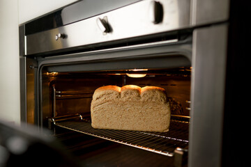 Brot selber backen und Energie sparen wir backen Toastbrot 
