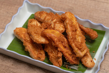 Deep-fried Sliced Banana Crispy Thai Dessert