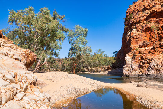 Ormiston Gorge, West McDonnell Ranges, Australia