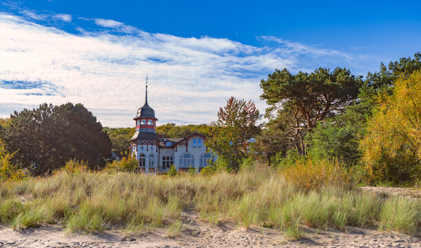 Strandpromenade Zinnowitz (Ostsee Insel Usedom)  im Herbst 