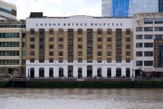 Facade of London Bridge Hospital on a cloudy summer day. Photo taken August 1st, 2022, London, United Kingdom.