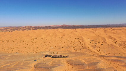Fototapeta na wymiar sand dunes in the desert camp