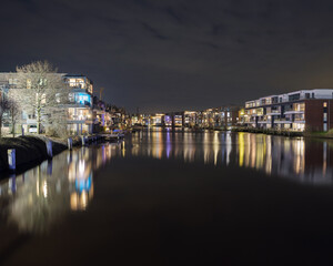 Fototapeta na wymiar Emden bei Nacht