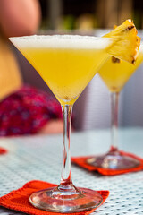 leckerer Cocktail mit Ananas