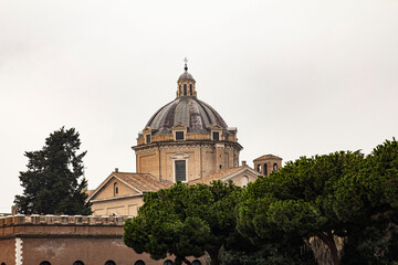 Fototapeta na wymiar Kuppel von Il Gesù (Jesuskirche)