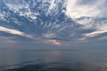 Fototapeta premium sunset over the sea