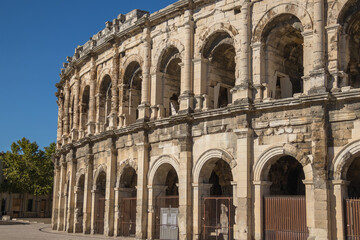 Naklejka premium Arènes de Nîmes dans le Gard en Languedoc, Occitanie, France