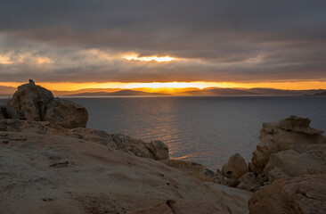 Fototapeta na wymiar Sardegna, Arcipelago di La Maddalena, tramonto sulle rocce