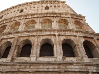 colosseum rome italy ruins