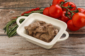 Soft chicken liver with cream