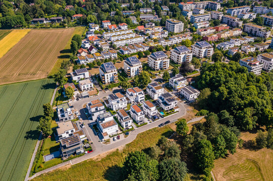Germany, Baden-Wurttemberg, Ludwigsburg, Aerial view of rural suburb with modern energy efficient houses