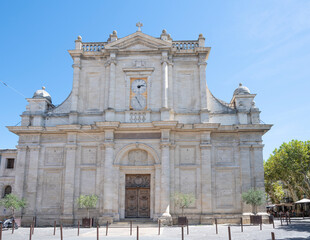 Fototapeta premium The Collegiate Church of Notre-Dame-des-Anges, formerly called the Basilica of Saint-Laurent, in L'Isle-sur-la-Sorgue. It is the main Catholic church and classified as a historical monument since 1911