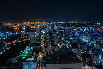 神奈川県横浜市 夜の横浜市 みなとみらいから見た中区、山下公園方面の夜景