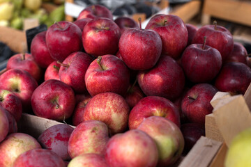 Fototapeta na wymiar Apples at the fair.