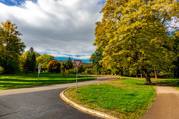 Herbstspaziergang durch den wunderschönen Bergpark Kassel Wilhelmshöhe - Hessen - Deutschland