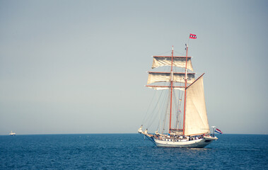 Fototapeta na wymiar Sailing ship baltic sea