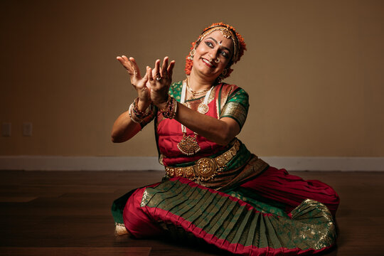 Indian Kuchipudi dancer 
