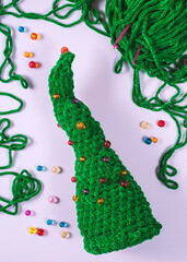 Naklejka premium crochet green yarn Christmas tree