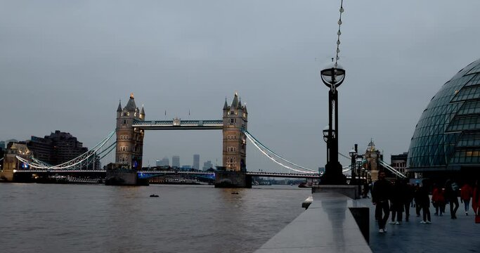 London Tower Bridge Time Lapse 