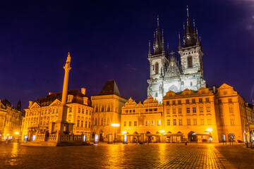 Fototapeta na wymiar Evening view of the Old Town square in Prague, Czech Republic