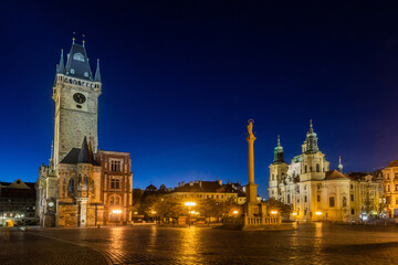 Fototapeta na wymiar Evening view of the Old Town square in Prague, Czech Republic