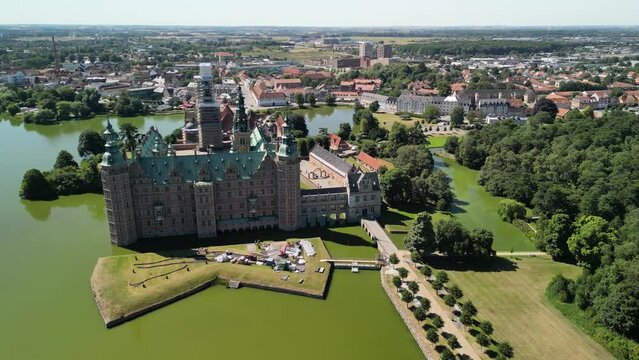 Frederiksborg Castle - Drone Approach