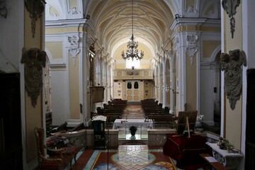 Praiano - Navata della Chiesa di San Luca dall'altare - obrazy, fototapety, plakaty