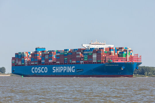 Container Ship COSCO SHIPPING SOLAR on Elbe river