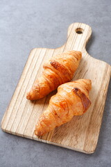 焼き立てのクロワッサン