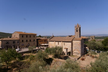 Fototapeta na wymiar Building and landmark of Monteriggioni in Tuscany