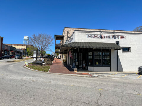 Atlanta, GA; March 2022: Historic District Of Senoia Center Of Many Restaurants And Tourist Places. Beautiful Place.