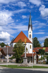The church St. Leonhard in Aiglsbach village