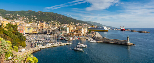 Oude stad en haven van Bastia op Corsica, Frankrijk