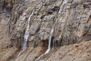 Fototapeta na wymiar Waterfall from Angel Glacier