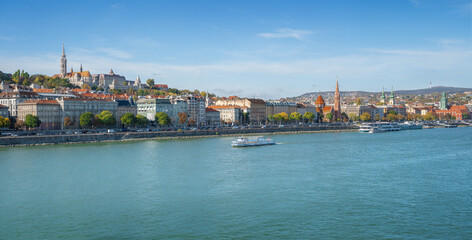 Fototapeta na wymiar Panoramic view of Buda Skyline and Danube River with Fishermans Bastion and Matthias Church - Budapest, Hungary
