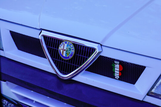 Alfa Romeo 33 classic car logo brand and sign text front mask italian vehicle