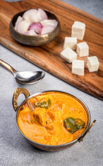 Kadai Paneer is a spicy, flavourful and delicious gravy dish made with  paneer, bell pepper, and onion in a freshly ground spice and served with chappati or lachcha parantha