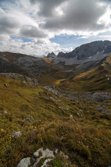 Die Lechtaler Alpen im Herbst
